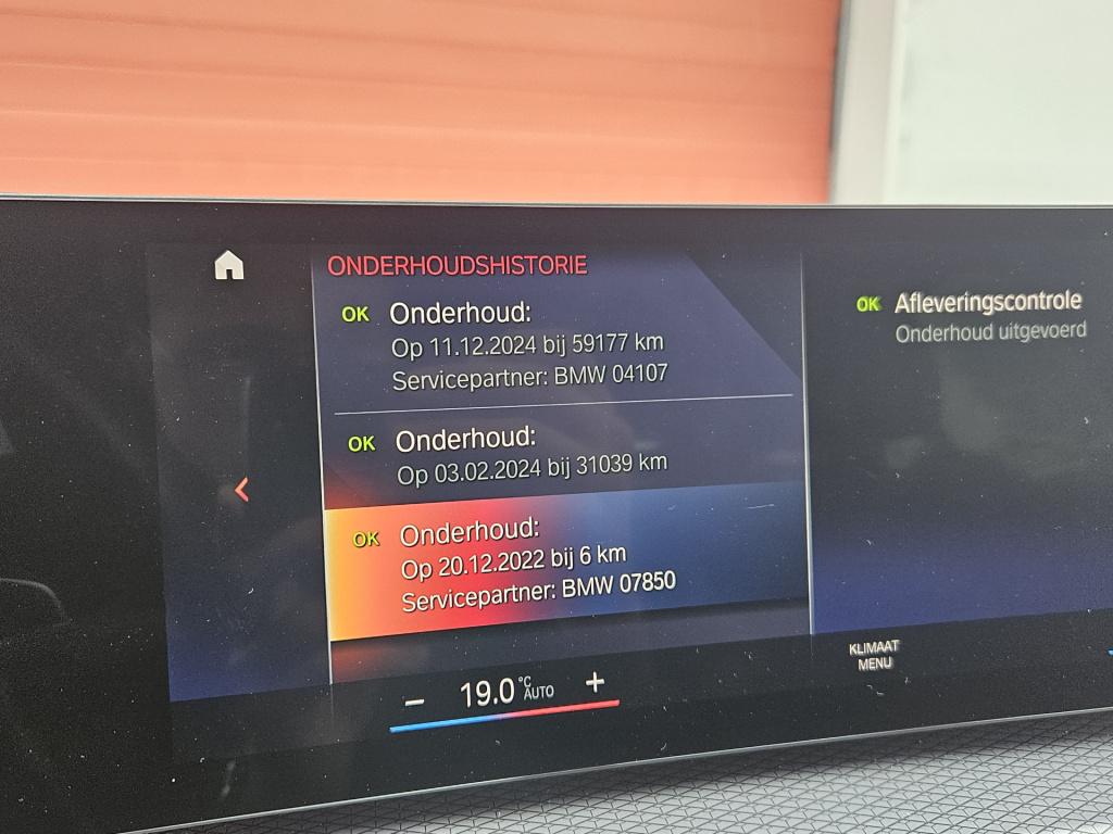 BMW 3-serie touring 330e m-sport | acc | carplay | camera