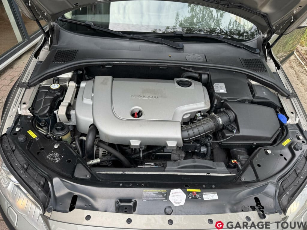 Volvo XC70 2.4 d5 summum