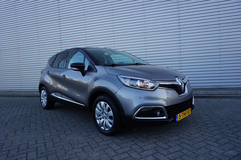 Renault Captur 0.9 tce dynamique airco / navi / parkeers. / lm velgen / tre