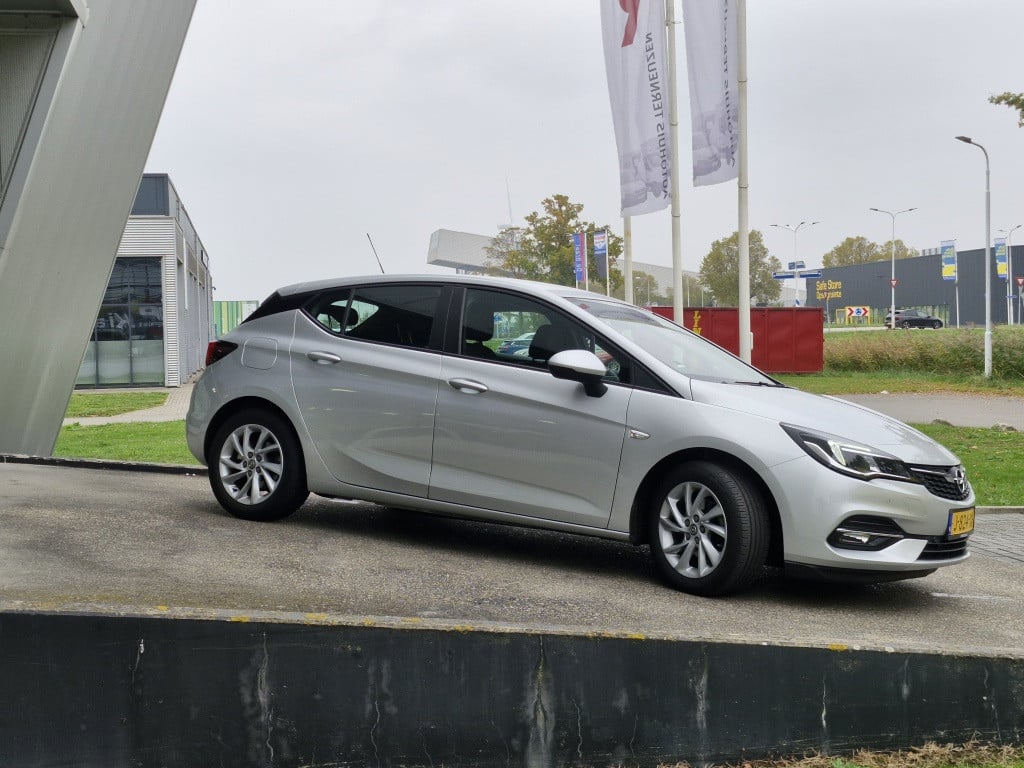 Opel Astra 1.2 edition