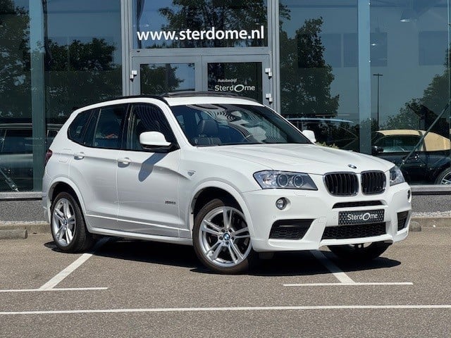 BMW X3 xdrive20i high executive l m line sportpakket l panoramadak l leder 