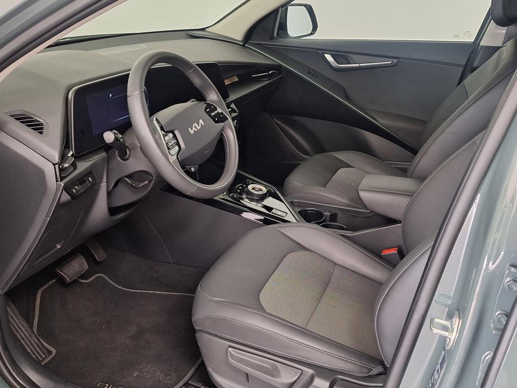 Kia Niro Ev light advanced 64.8 kwh |verkocht