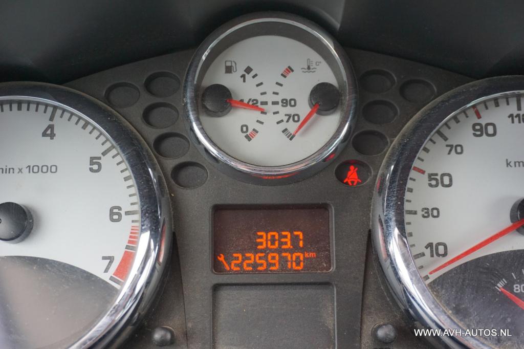 Peugeot 207 sw outdoor 1.6 vti