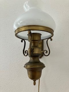 TWEE VINTAGE SCHEMERLAMPEN GEZELLIG BRANDEND