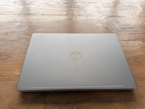 Nette 14inch HP laptop
