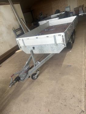Degelijke Anssems tandemasser 330x180 met huif optie