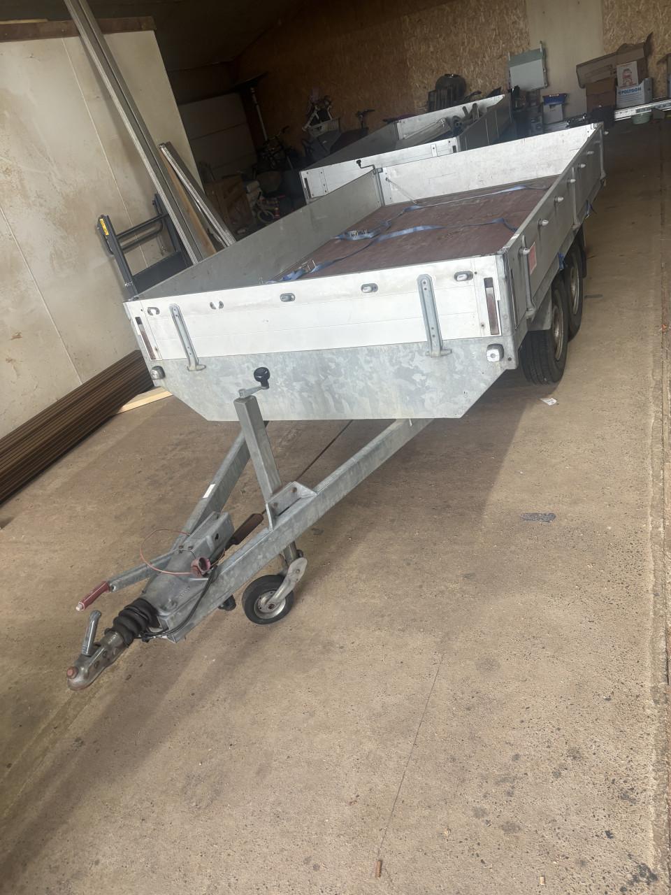 Degelijke Anssems tandemasser 330x180 met huif optie