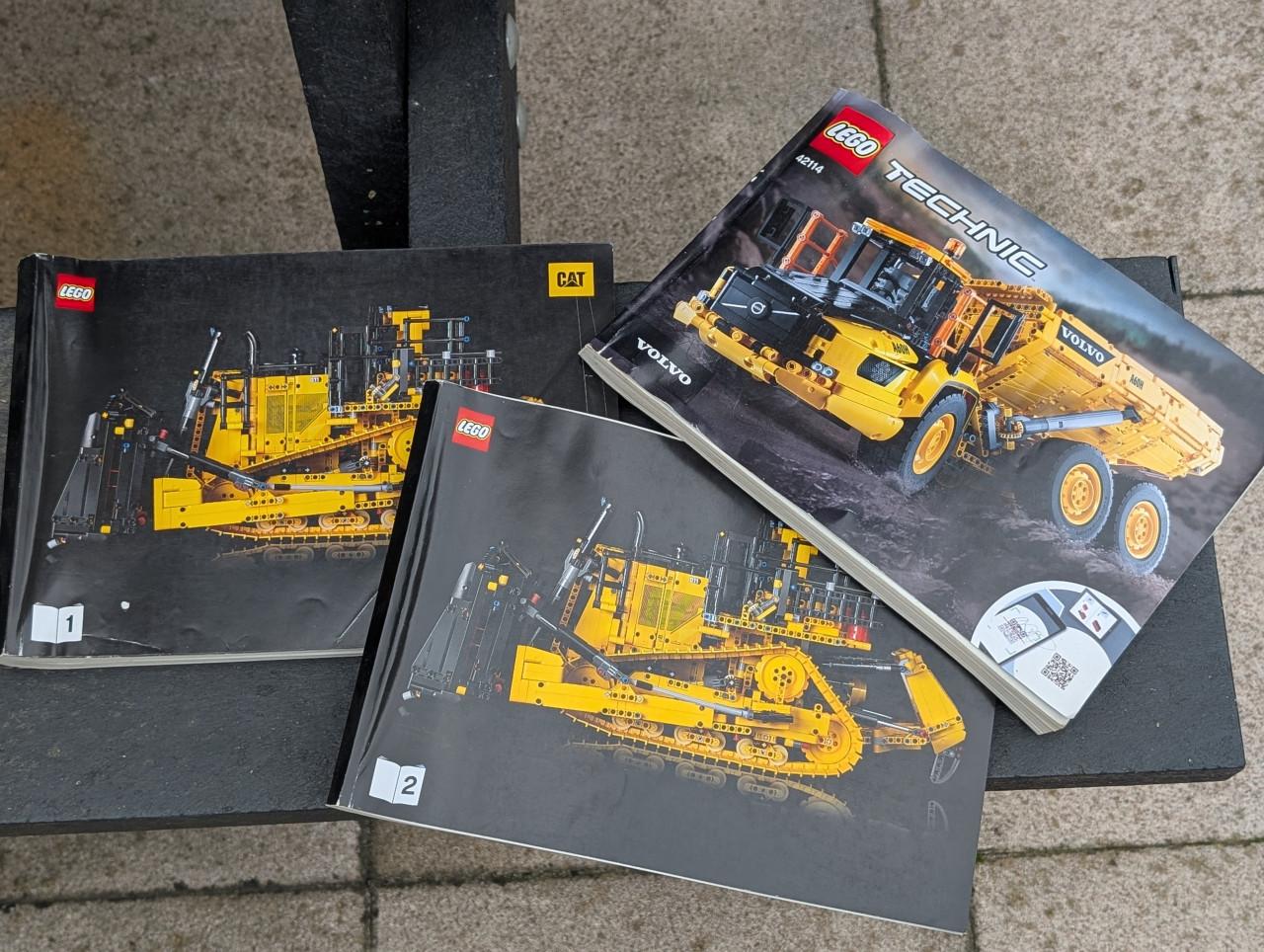 Lego Technic Volvo A60H en CAT D11 Bulldozer