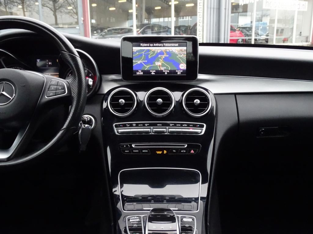 Mercedes-Benz C-Klasse 180 lease edition | led | camera | stoelverwarming