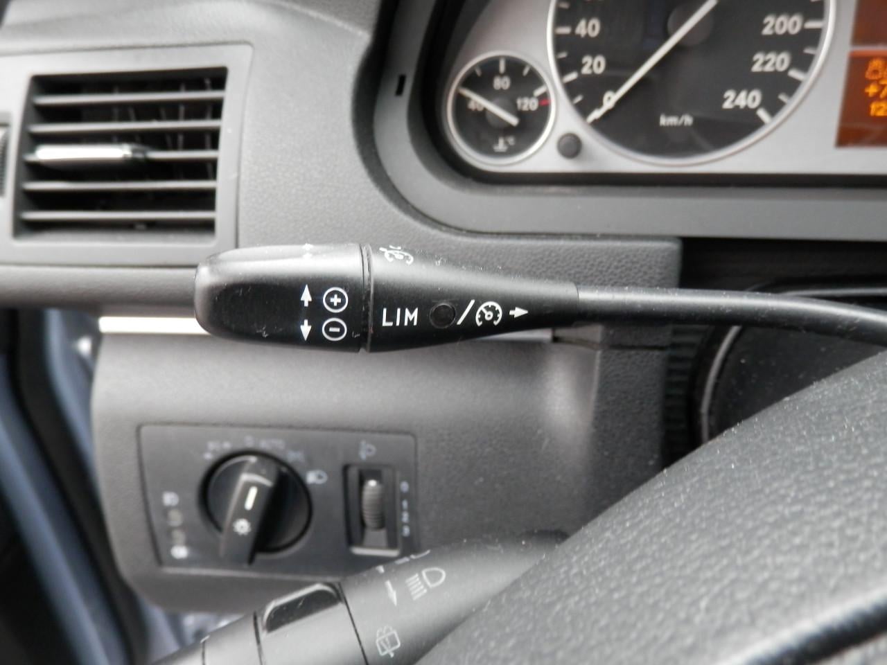 Auto Garant Biedt Aan: Mercedes-Benz 100 B 200 TURBO Automaat