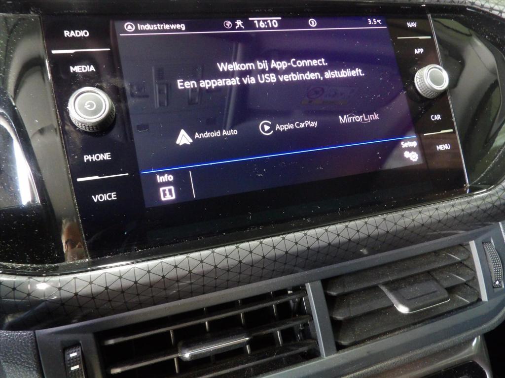 Volkswagen T-cross 1.0 tsi 110pk 7-dsg r-line