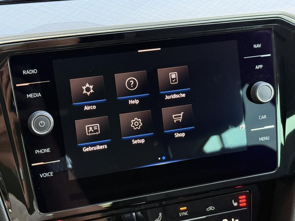 Volkswagen Passat variant 1.5 tsi business | electrische trekhaak | acc | m