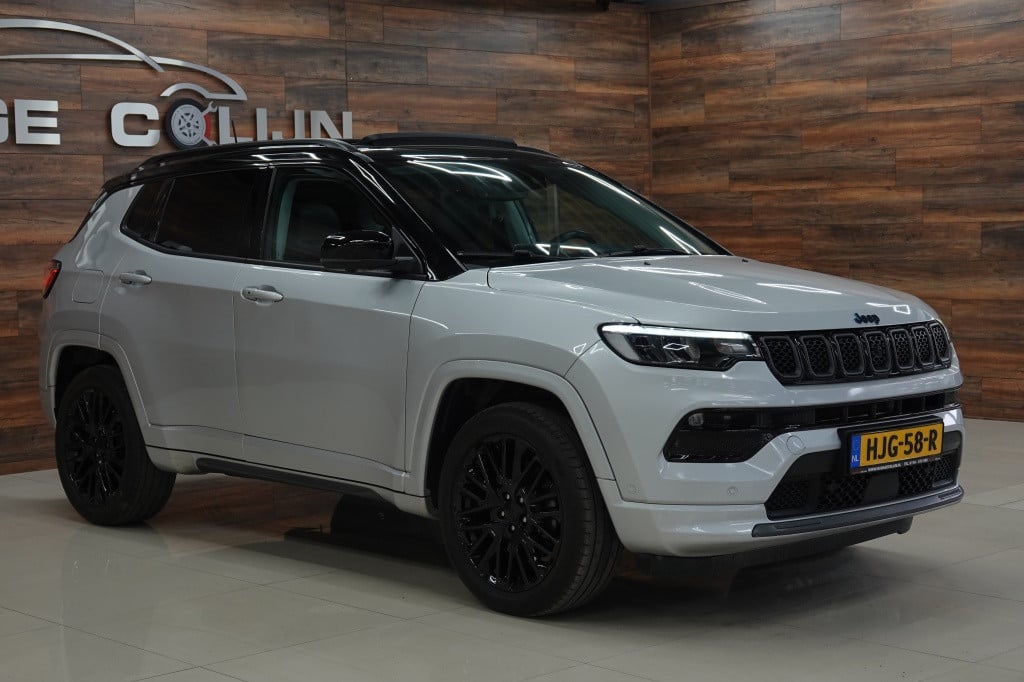 Jeep Compass 4xe 240 | pano | acc | led | 360' camera |
