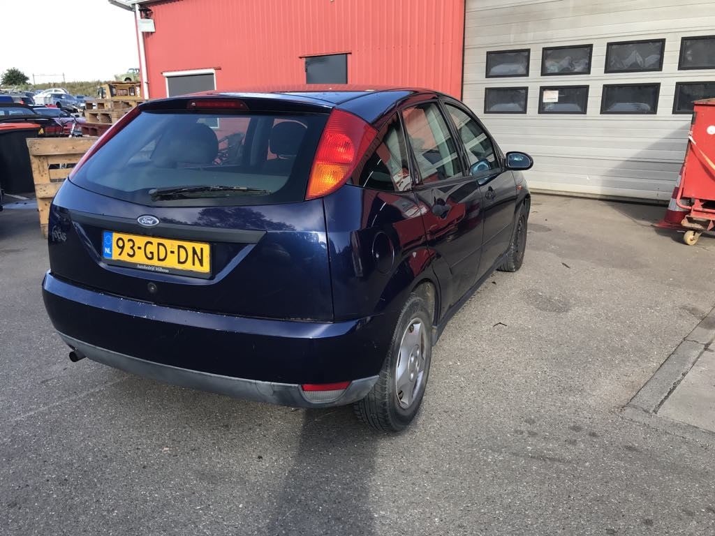 Ford Focus 1.6-16v ambiente