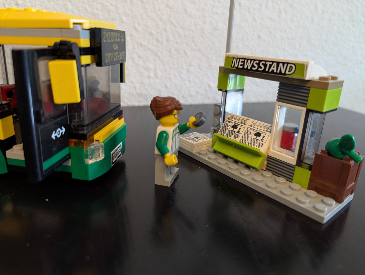 LEGO City Busstation 60154