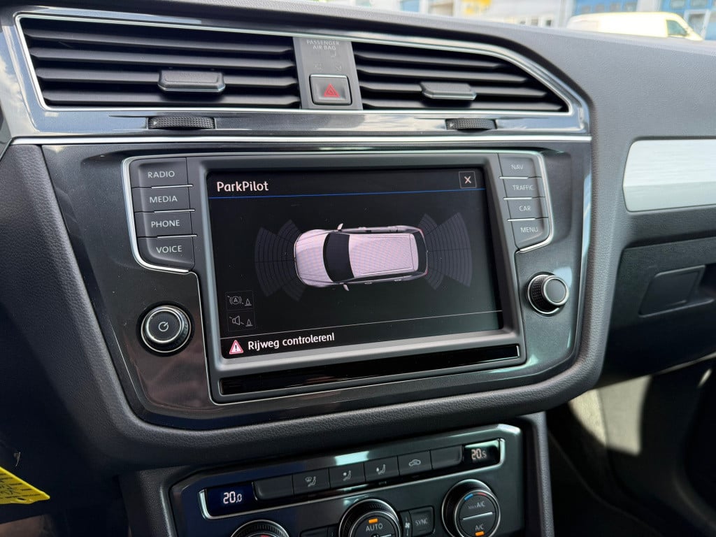 Volkswagen Tiguan 1.4 tsi act connected series dsg
