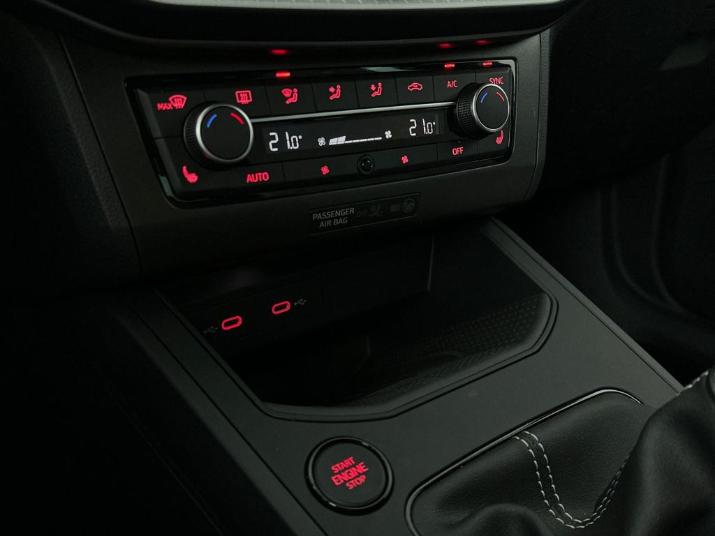 Seat Ibiza 1.0 etsi fr business connect 95pk