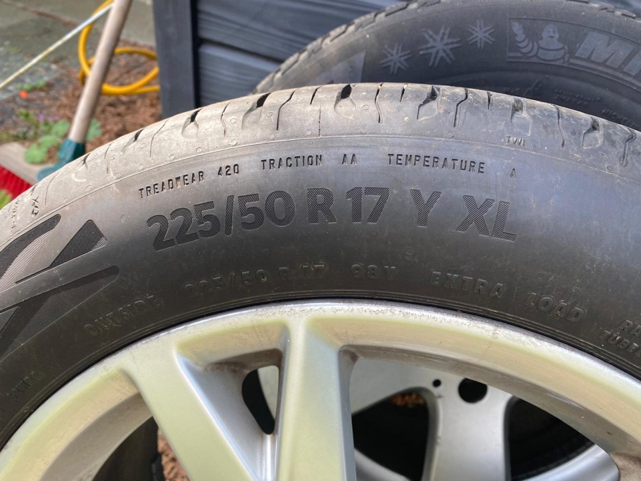 Audi velgen 17 inch met zomerbanden