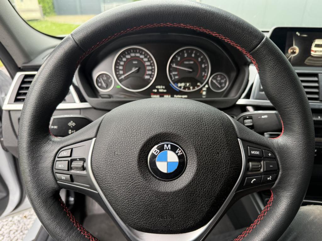 BMW 3-serie 318i automaat executive sportline sedan