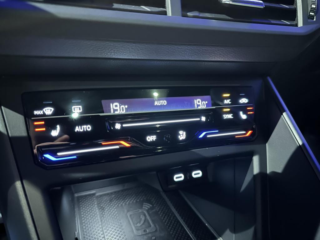 Volkswagen Polo 1.0 tsi r-line *beats*pano*camera*navi*appconnect*