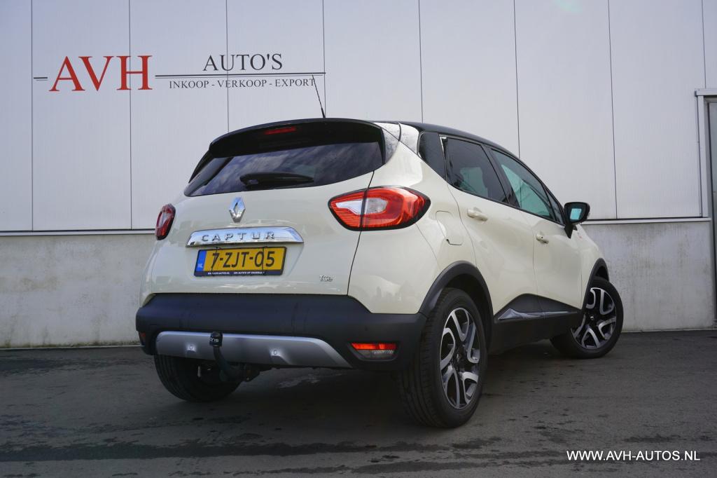 Renault Captur 1.2 tce helly hansen automaat