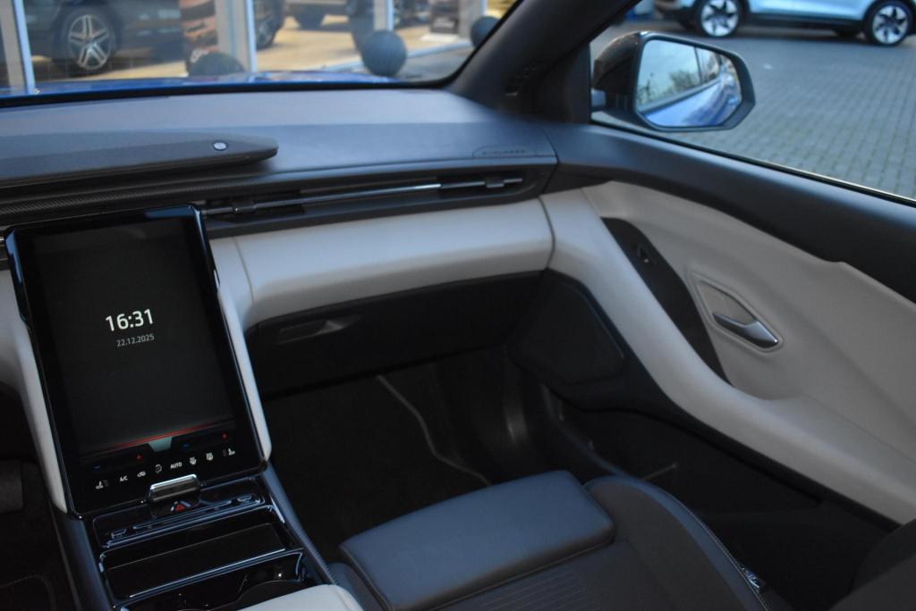 Ford Explorer premium extended range rwd 77 kwh | panoramadak | climate con