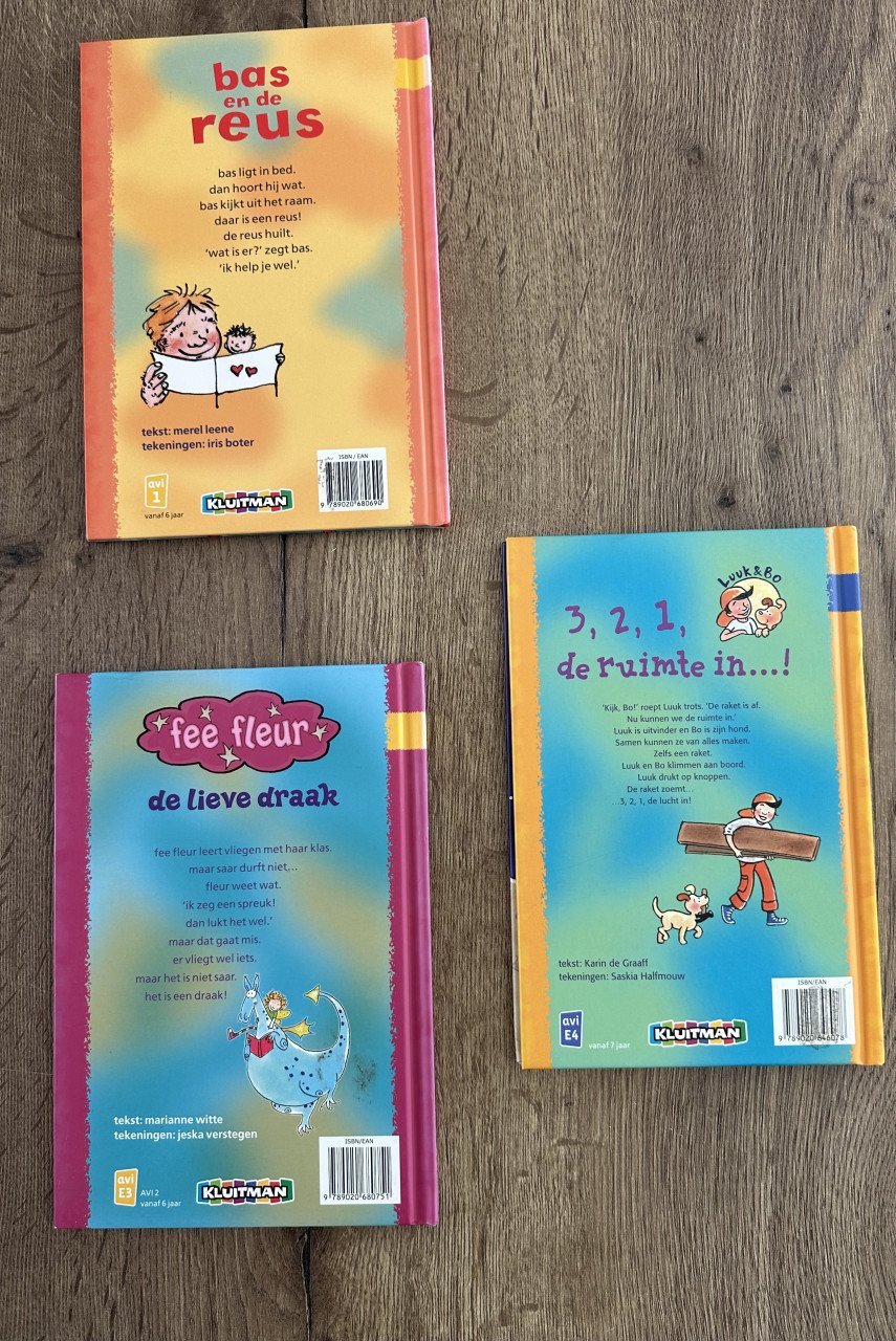 Drie AVI boekjes van uitgeverij Kluitman