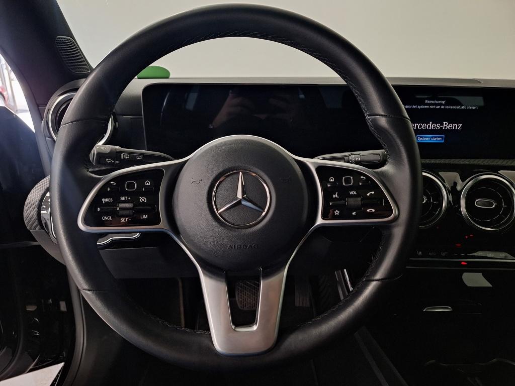 Mercedes-Benz Cla shooting brake 180 business sol. | panoramadak | stoelver