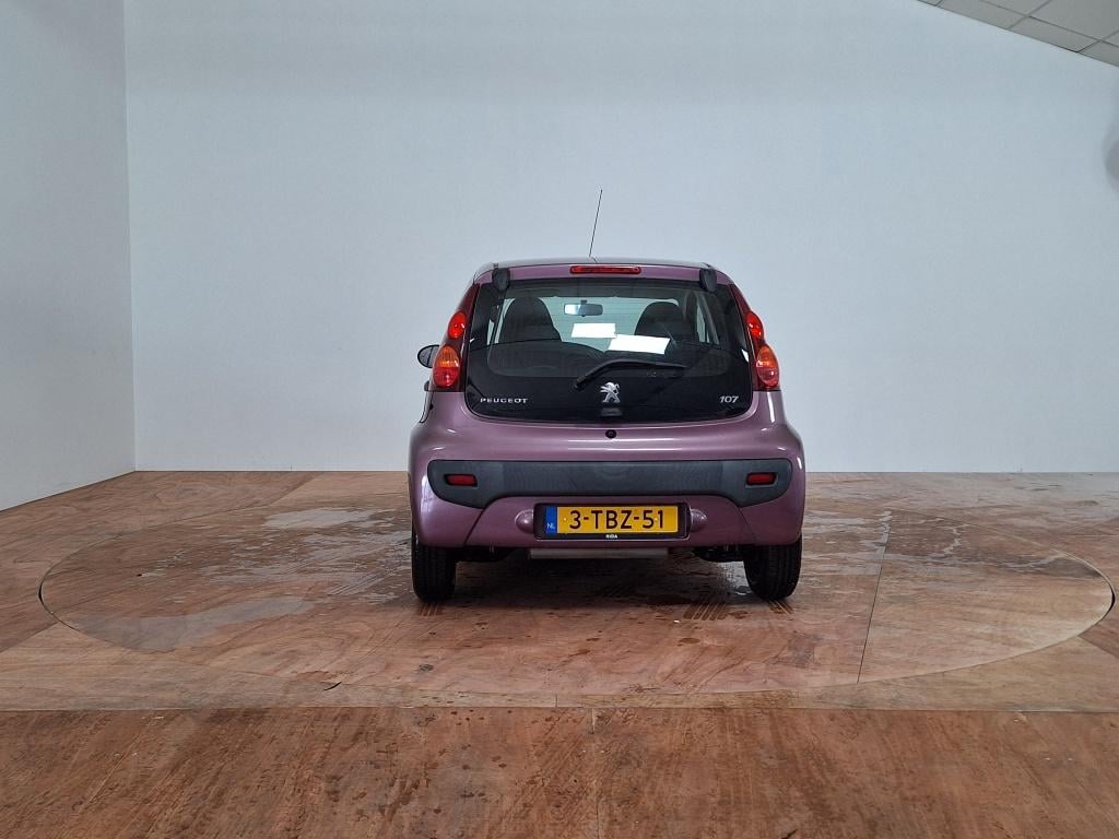 Peugeot 107 1.0 envy