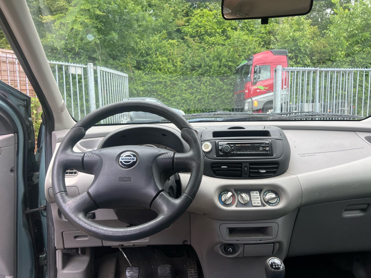 Nissan Almera Tino 1.8 | Apk | Nap | Airco | Elektr ramen | Trekhaak