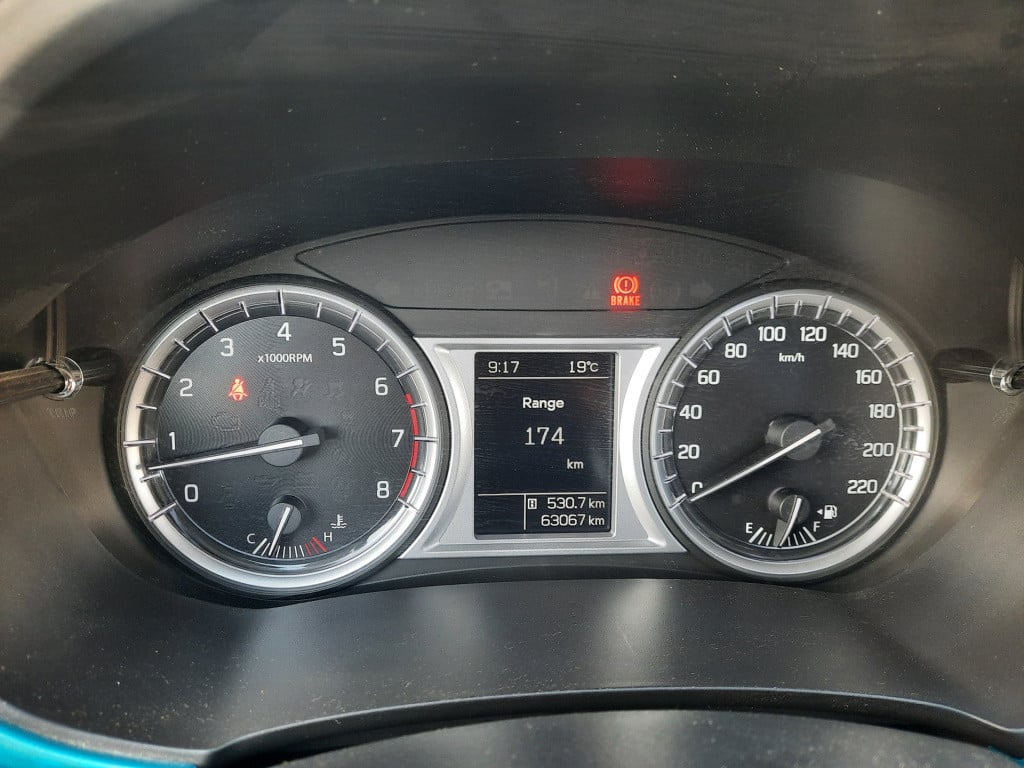 Suzuki Vitara high executive 1.6-120pk/trekhaak/panoramadak