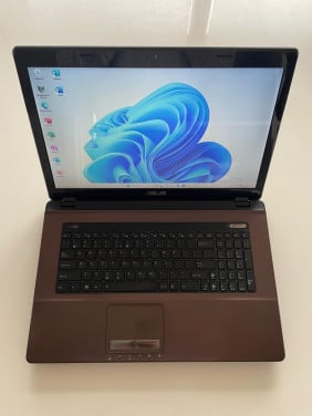 Asus 17 inch laptop | met Windows 11 SSD 8GB RAM Office pakket Nw. accu