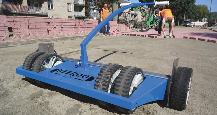 NIEUW!! Keeroo strakvlak-machine, egalisatieschuif tbv grovere ondergronden