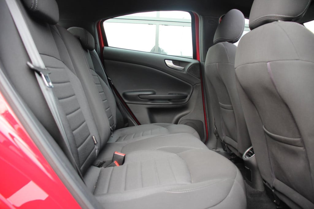 Alfa Romeo Giulietta 1.4 turbo multiair super - panorama dak - navi - stoel