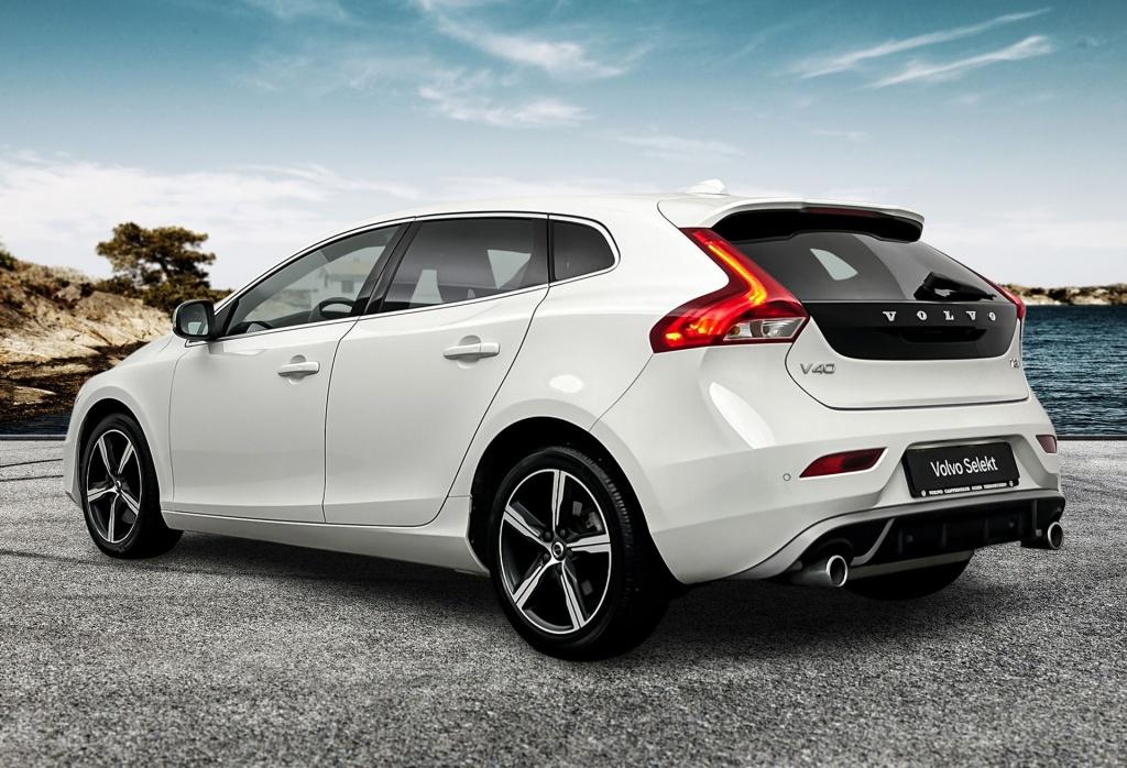 Volvo V40 t3 153pk aut6 polar+ sport| pano| camera| h&k sound| dab+