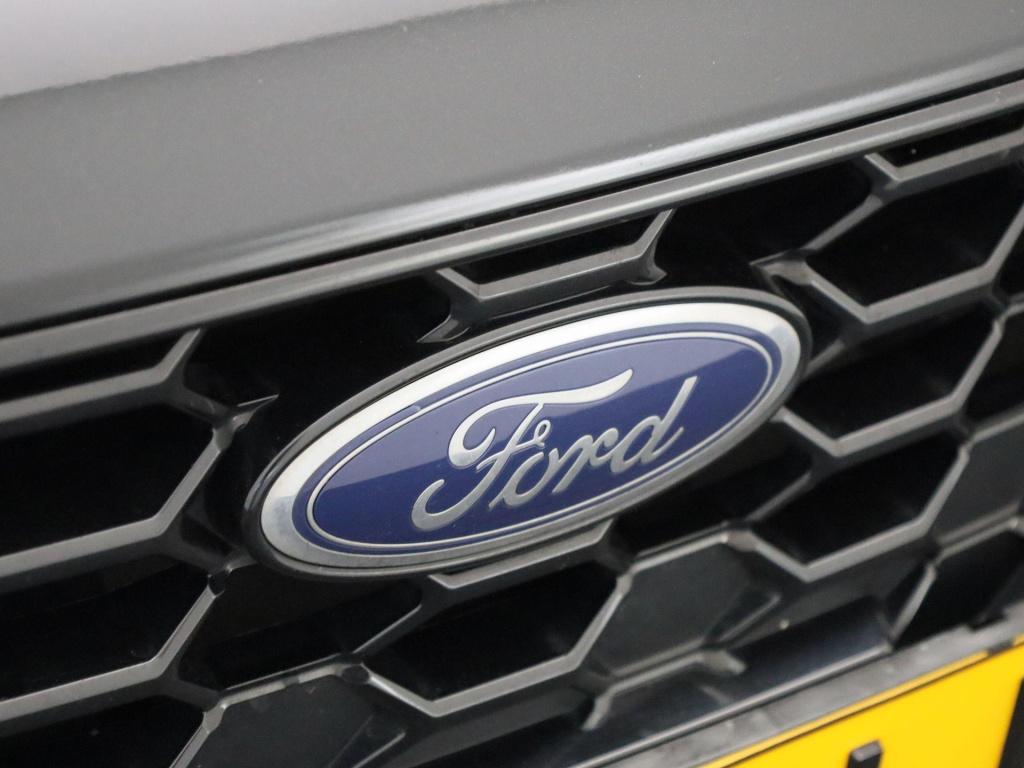 Ford Focus wagon 1.0 ecoboost hybrid st line style | trekhaak | cruise cont