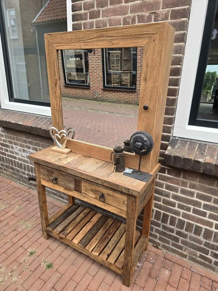STOERE SPIEGELKAST MASSIEF TEAK KAYA 80X80 NORMAAL €299,- NU MAAR €150,-
