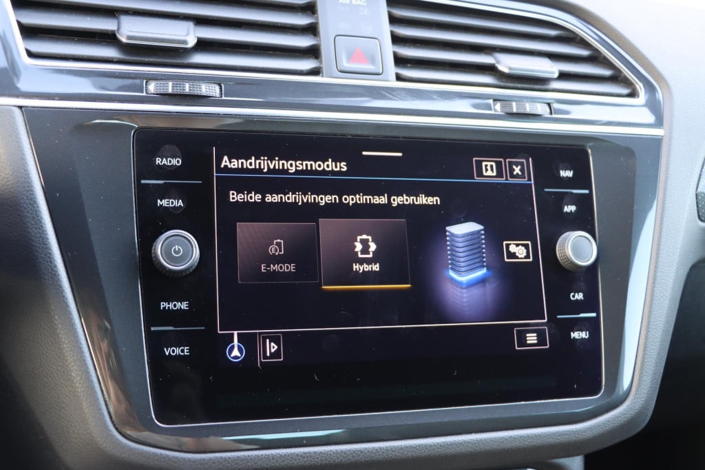 Volkswagen Tiguan 1.4 tsi ehybrid r-line business + 245pk dsg6