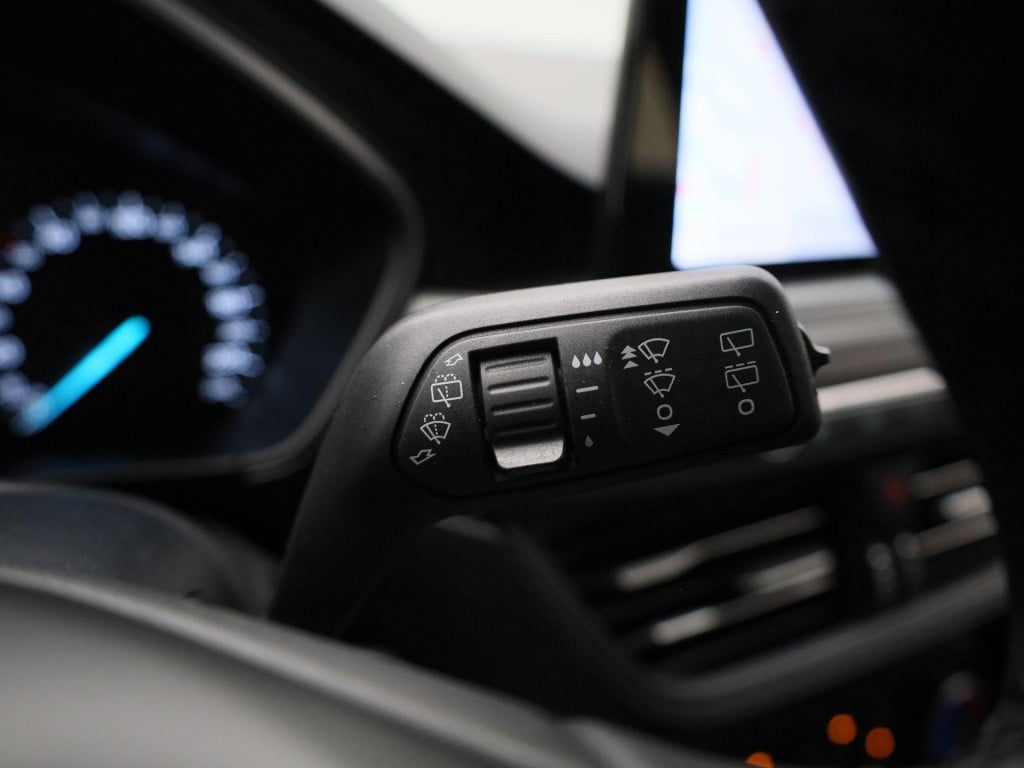 Ford Focus wagon 1.0 ecoboost hybrid connected | navigatie | cruise control