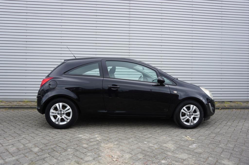 Opel Corsa 1.3 cdti ecoflex s/s cosmo airco / cruise / elektr. ramen / lm v