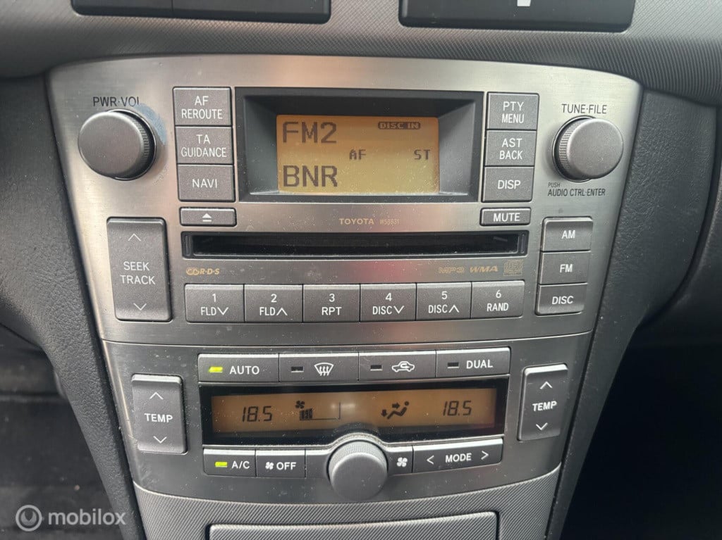Toyota Avensis wagon 1.8 vvti luna business