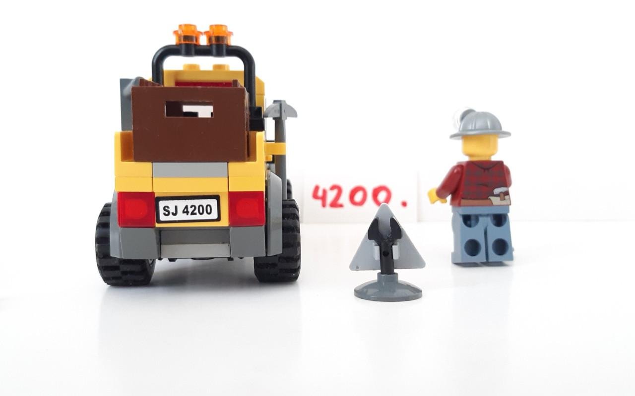 Lego City 4200: mijnbouw truck met mijnwerker