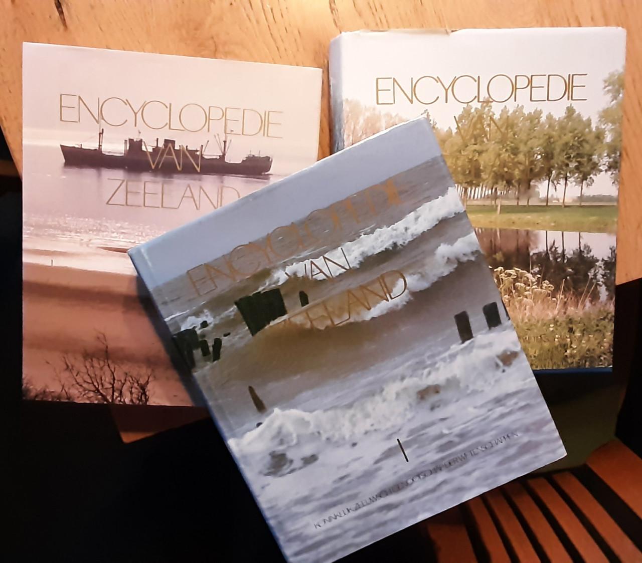 Encyclopedie van Zeeland - 3-delig, door M.P. de Bruin e.a.