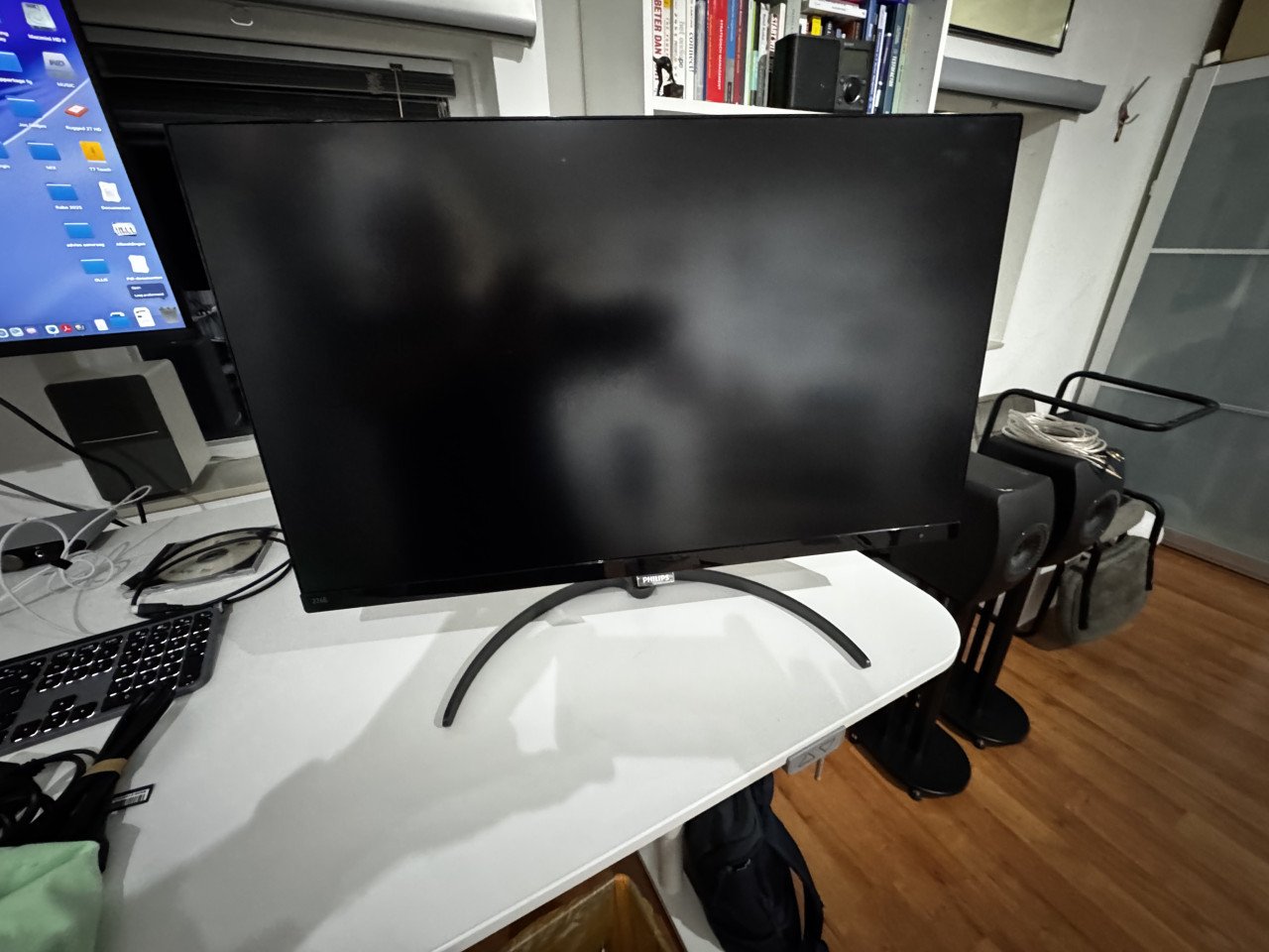 Philips 4K IPS Monitor 27 Inch