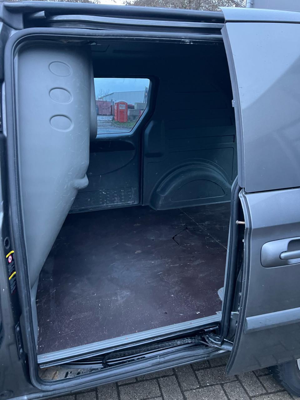 Dodge Ram Van 2.8 CRD Grijskenteken Automaat