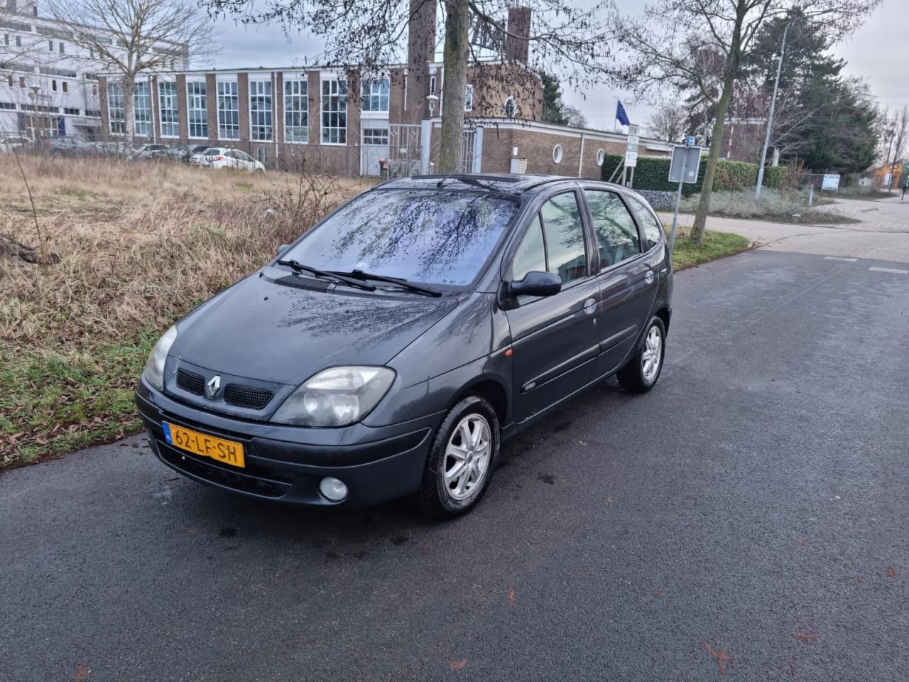 Renault scenic 1.6i 16v automaat hele leuke auto apk 2-2027