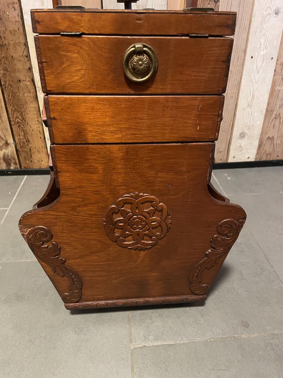 Prachtige klassieke naaibox