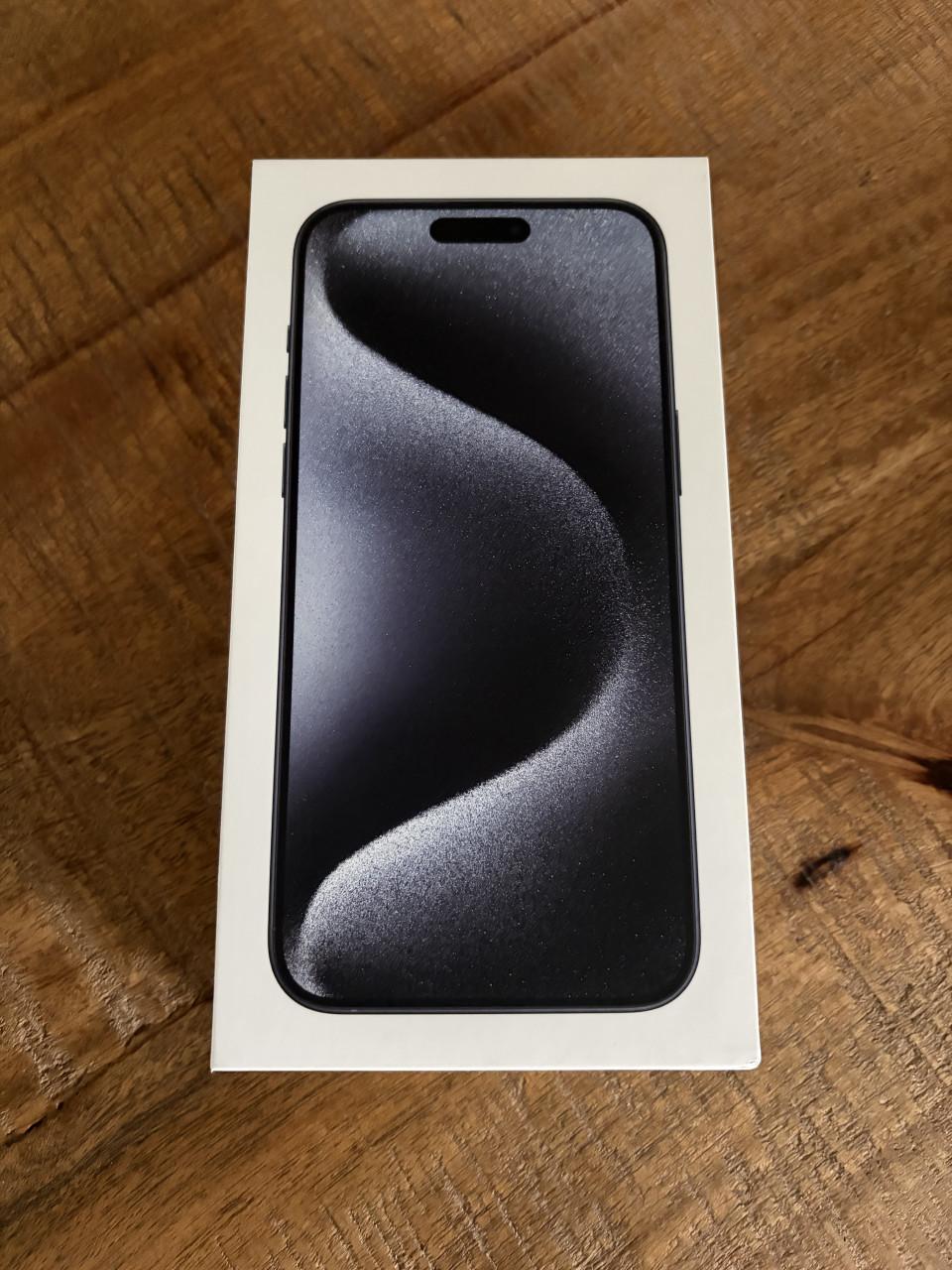 Te koop: iPhone 15 Pro Max – Blauw – 256GB – Topstaat!