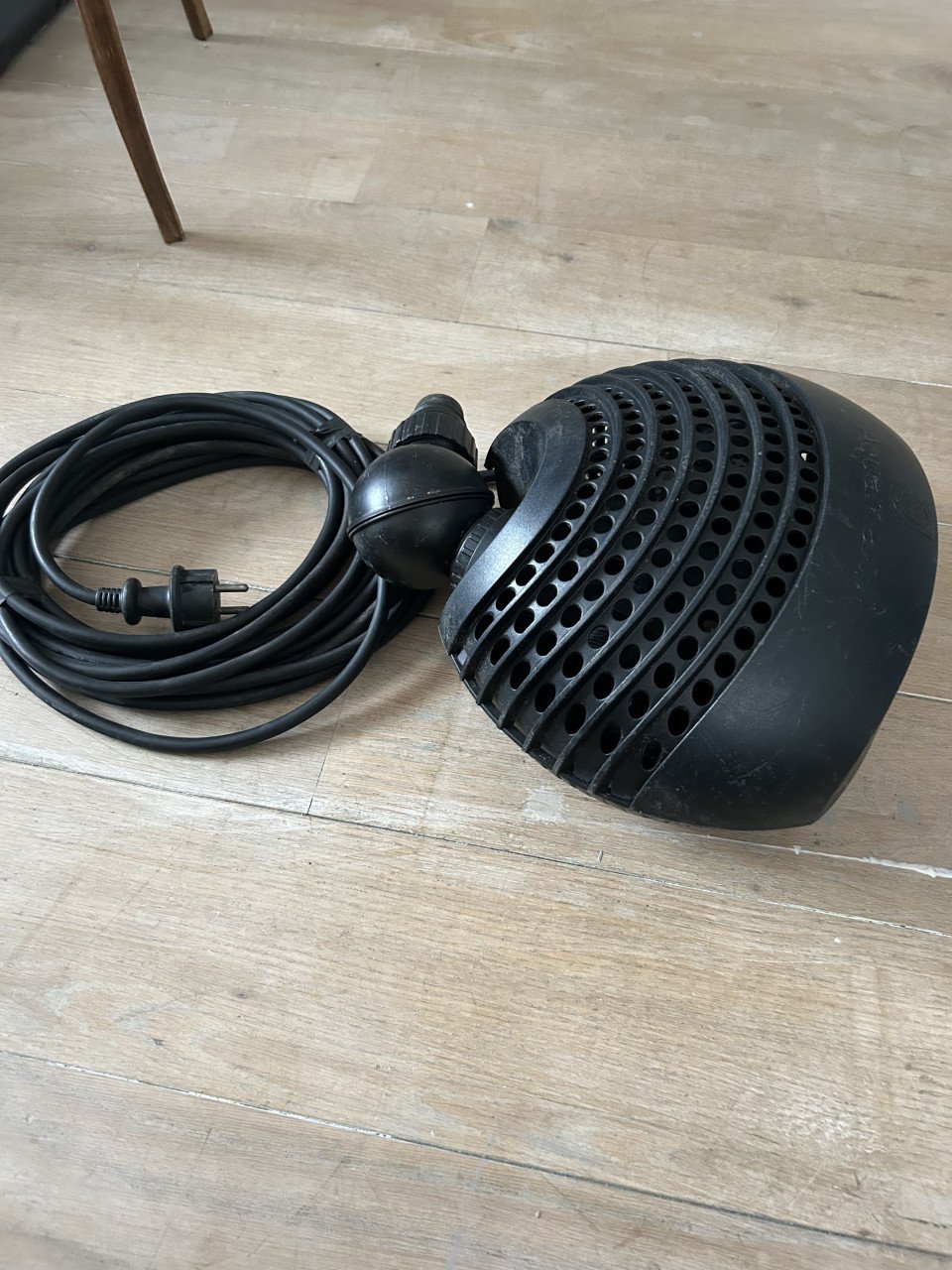 Te koop oase aquamax 5500 sterke en zuinige Vijverpomp en 5500 lpu