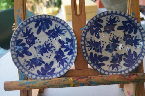 2 Fraaie Japanse (?) bordjes decor van Koi